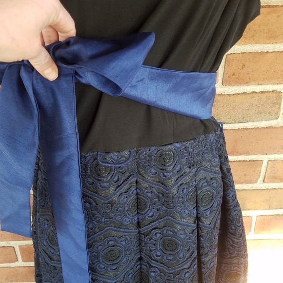 R&K Darling Black and Blue Lace Evening Dress - Picture 4 of 8